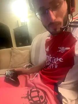 EE123458 online show from September 17, 2025, 10:33 pm