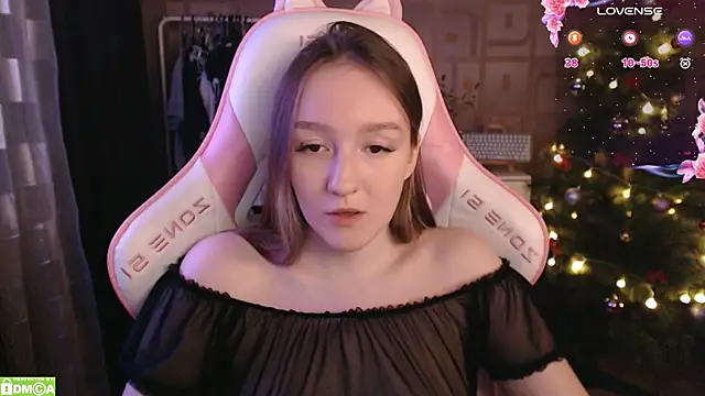 Snapshot of MoonlishSiren chatting on January 12, 2025, 6:38 pm MoonlishSiren online show from January 12, 2025, 6:38 pm