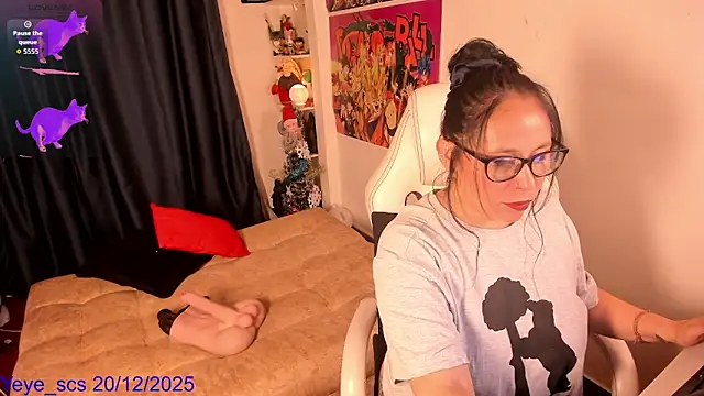 Snapshot of Yeye_scs chatting on December 21, 2025, 12:40 am Yeye scs online show from December 21, 2025, 12:40 am