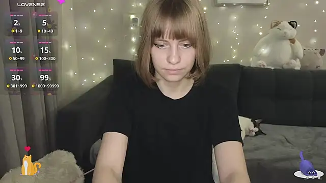 Snapshot of HermioneHHH chatting on January 13, 2025, 9:09 pm HermioneHHH online show from January 13, 2025, 9:09 pm
