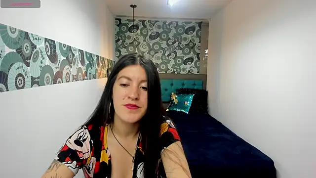 LiaCooper  online show from January 23, 2025, 12:30 pm