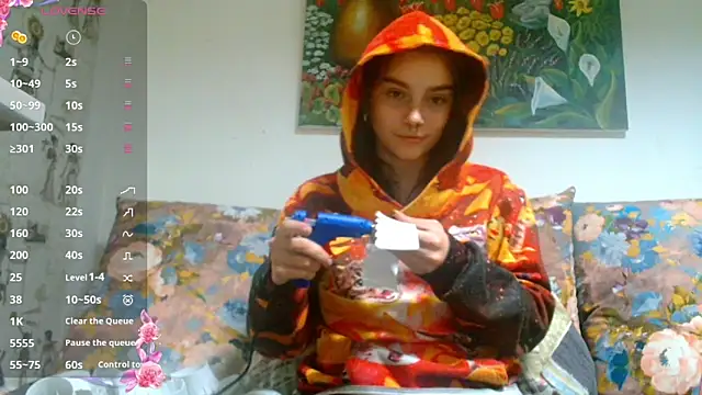 Snapshot of Sophie_Bell chatting on December 26, 2024, 10:41 pm Sophie Bell online show from December 26, 2024, 10:41 pm