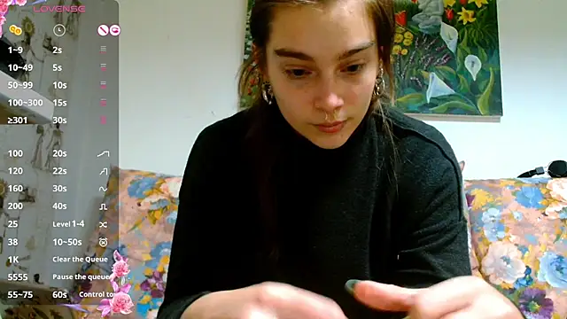 Snapshot of Sophie_Bell chatting on January 17, 2025, 8:44 pm Sophie Bell online show from January 17, 2025, 8:44 pm