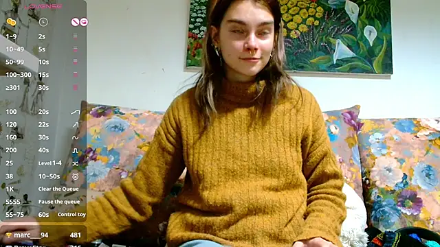 Snapshot of Sophie_Bell chatting on January 22, 2025, 8:59 pm Sophie Bell online show from January 22, 2025, 8:59 pm