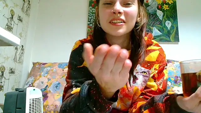 Snapshot of Sophie_Bell chatting on February 21, 2025, 10:48 pm Sophie Bell online show from February 21, 2025, 10:48 pm
