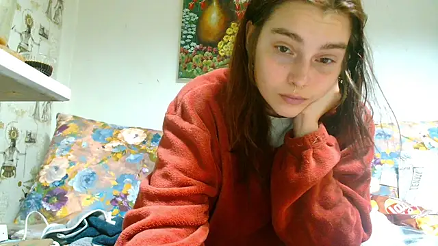 Snapshot of Sophie_Bell chatting on March 16, 2025, 4:56 pm Sophie Bell online show from March 16, 2025, 4:56 pm