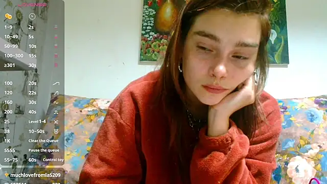 Snapshot of Sophie_Bell chatting on March 21, 2025, 7:24 pm Sophie Bell online show from March 21, 2025, 7:24 pm