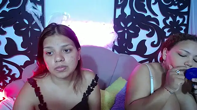 your little naughty1 online show from November 5, 2025, 2:33 am