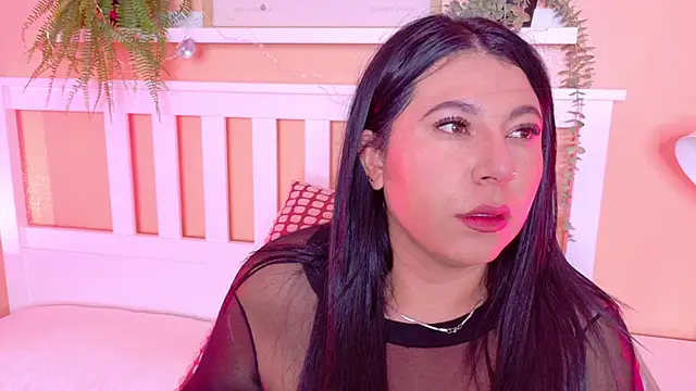 KendalMilleer online show from October 27, 2025, 10:30 am