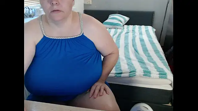 Sweetboobs online show from October 14, 2025, 7:42 am