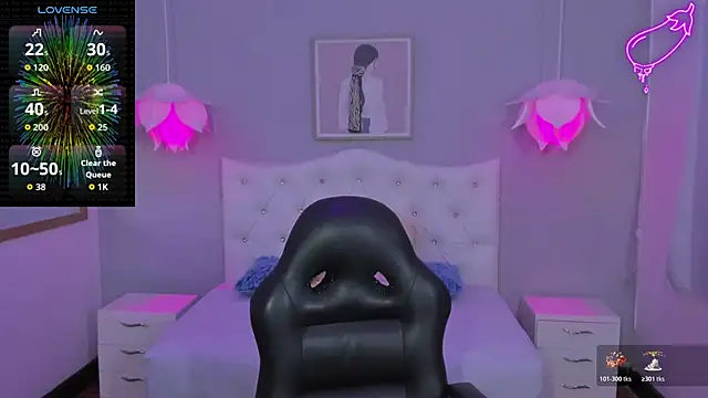 Lisa7 7 online show from December 19, 2025, 6:48 pm