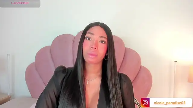 Nicole Paradise online show from July 15, 2026, 12:43 pm