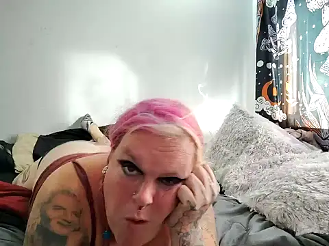 Snapshot of Trans_Girl_next_door420 chatting on January 11, 2025, 11:24 pm Trans Girl next door420 online show from January 11, 2025, 11:24 pm