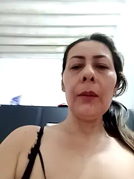 Mia-funny20 online show from February 2, 2025, 3:17 pm