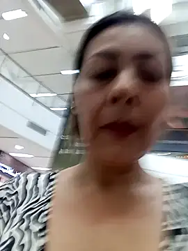 Mia-funny20 online show from February 3, 2025, 8:35 pm