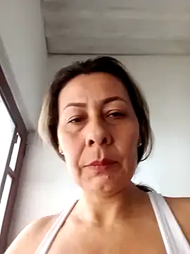 Mia-funny20 online show from February 13, 2025, 1:59 pm