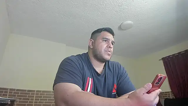 ApholoVV online show from October 10, 2025, 11:53 am