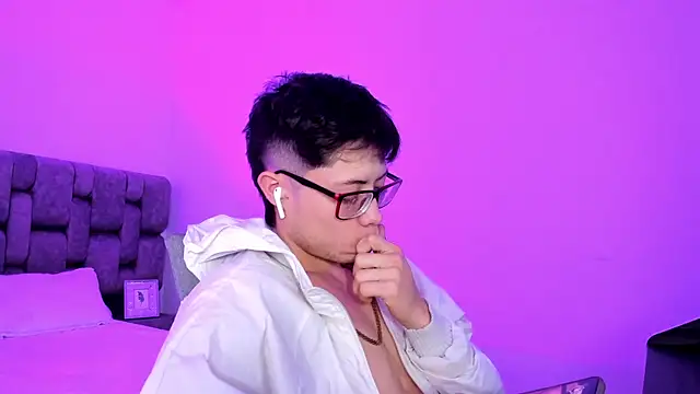 Snapshot of MarcusCollinss_ chatting on December 11, 2024, 4:20 pm MarcusCollinss online show from December 11, 2024, 4:20 pm