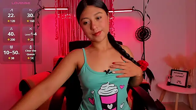 Snapshot of cloy_baby__ chatting on December 14, 2024, 10:34 am cloy baby online show from December 14, 2024, 10:34 am