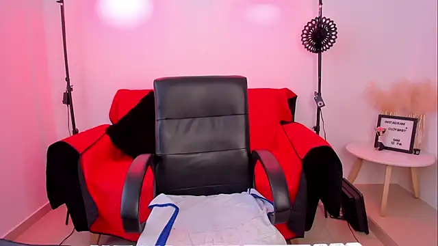 Snapshot of cloy_baby__ chatting on January 4, 2025, 2:04 pm cloy baby online show from January 4, 2025, 2:04 pm