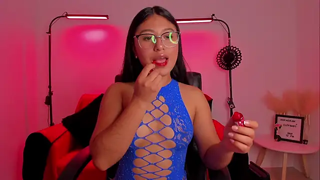 Snapshot of cloy_baby__ chatting on January 10, 2025, 10:39 am cloy baby online show from January 10, 2025, 10:39 am