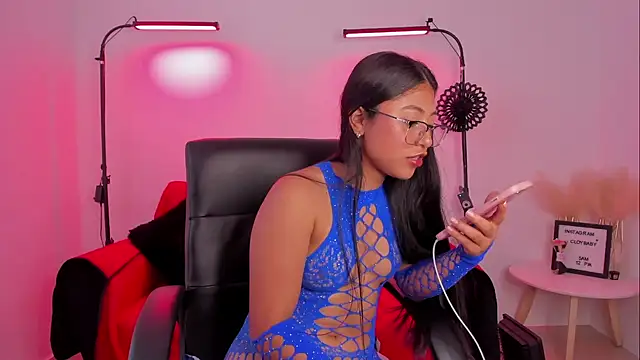 Snapshot of cloy_baby__ chatting on January 10, 2025, 1:41 pm cloy baby online show from January 10, 2025, 1:41 pm