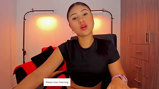 Snapshot of cloy_baby__ chatting on October 8, 2025, 10:24 am cloy baby online show from October 8, 2025, 10:24 am