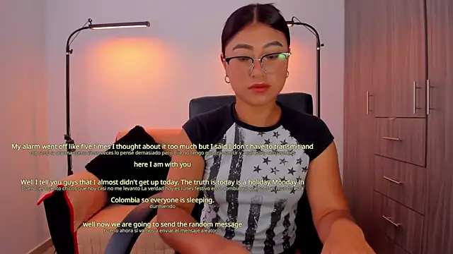 Snapshot of cloy_baby__ chatting on November 3, 2025, 11:11 am cloy baby online show from November 3, 2025, 11:11 am