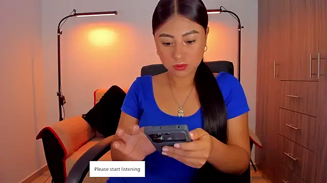 Snapshot of cloy_baby__ chatting on November 10, 2025, 10:14 am cloy baby online show from November 10, 2025, 10:14 am