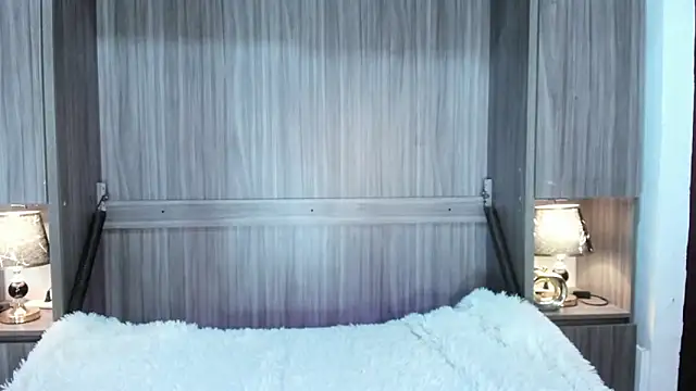 valerymeyerr online show from February 19, 2026, 11:39 am