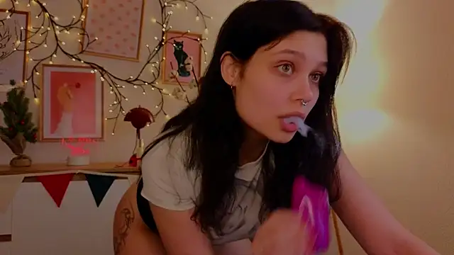 Snapshot of ari_rari chatting on January 3, 2025, 5:10 pm ari rari online show from January 3, 2025, 5:10 pm