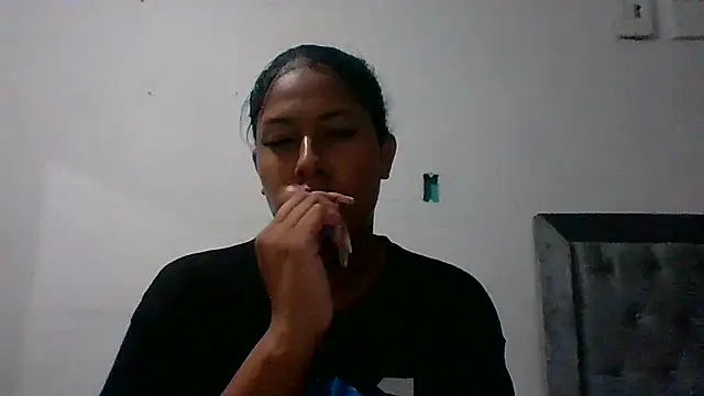 Kitra New online show from March 2, 2026, 11:11 pm