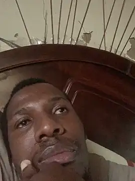 Snapshot of DManL chatting on March 30, 2026, 4:24 am DManL online show from March 30, 2026, 4:24 am