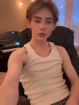 Ohnosashaa online show from October 13, 2025, 3:01 pm