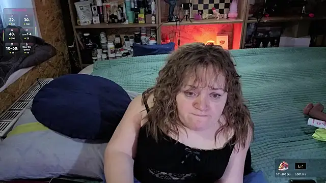 Snapshot of MiniNatalie chatting on November 16, 2025, 3:12 am MiniNatalie online show from November 16, 2025, 3:12 am