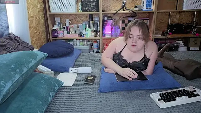 MiniNatalie online show from March 4, 2026, 10:10 am