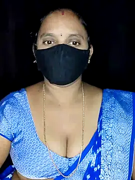 vintage-vibs online show from October 21, 2025, 5:35 pm