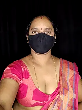 vintage-vibs online show from December 4, 2025, 7:22 pm