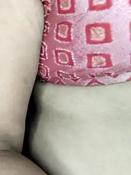 vintage-vibs online show from December 22, 2025, 7:00 pm