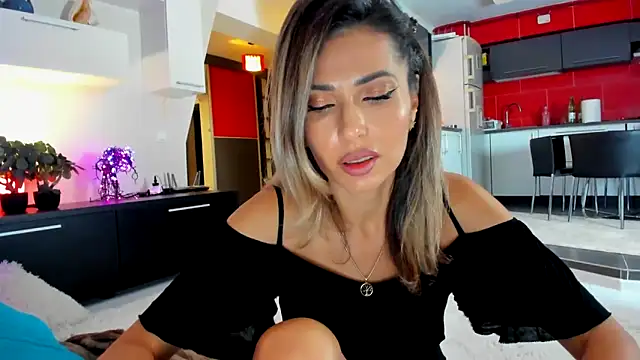 MissSmiley26 online show from February 6, 2025, 10:32 pm