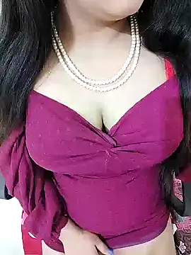 Snapshot of SHUBHI880 chatting on February 7, 2025, 7:06 pm SHUBHI880 online show from February 7, 2025, 7:06 pm