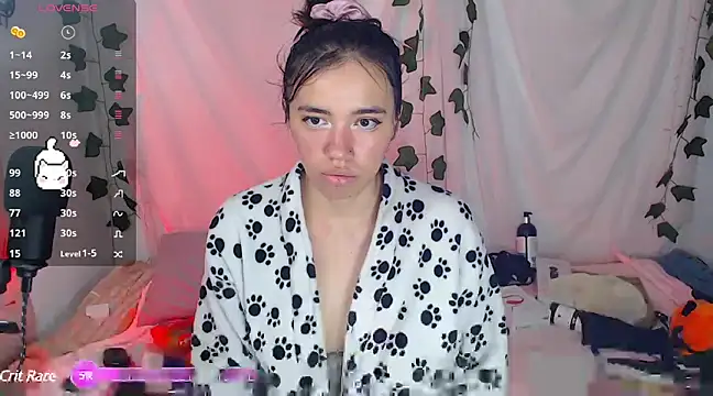 Snapshot of sophie_north chatting on February 8, 2025, 5:18 pm sophie north online show from February 8, 2025, 5:18 pm