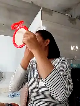 Aninyin22 online show from December 20, 2025, 6:42 am