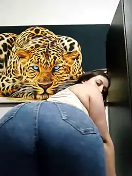 dulccemaria24 online show from February 27, 2025, 12:32 am