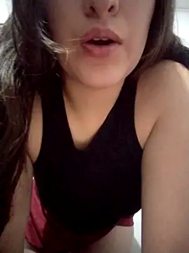 dulccemaria24 online show from January 17, 2026, 1:32 am