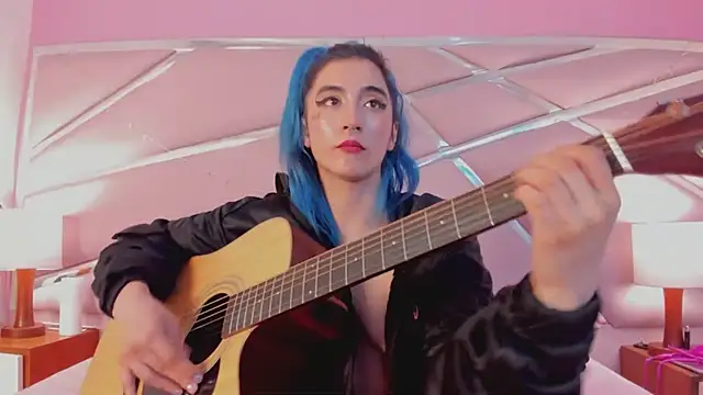 Lunapage online show from March 4, 2025, 7:11 pm