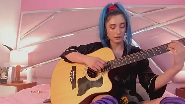 Lunapage online show from March 5, 2025, 7:17 pm