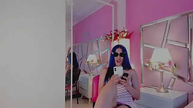 Lunapage online show from September 8, 2025, 8:30 pm