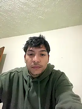 Snapshot of Pauldiazz chatting on October 7, 2025, 10:29 pm Pauldiazz online show from October 7, 2025, 10:29 pm