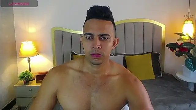 Snapshot of randy_paterman_ chatting on February 14, 2025, 1:18 pm randy paterman online show from February 14, 2025, 1:18 pm